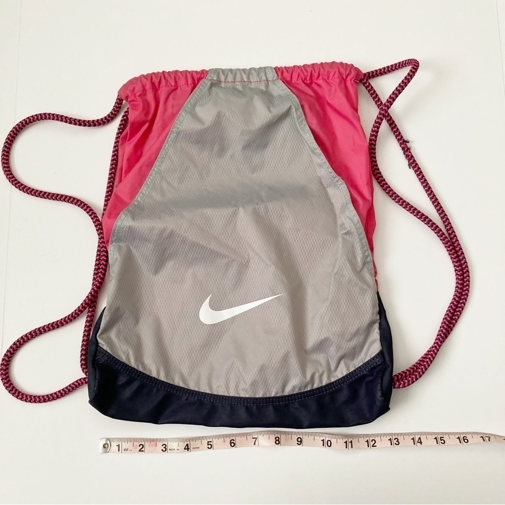 Nike Drawstring Backpack - Picture 4 of 4